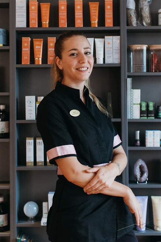 Alexia, diplômée en esthétique et thérapeute masseuse depuis 12 années